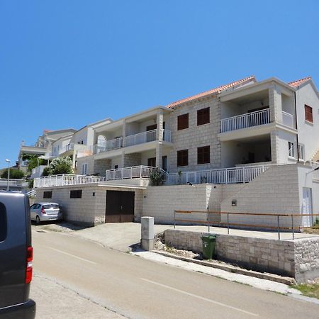 Apartments Aferdita Račišće Exterior foto
